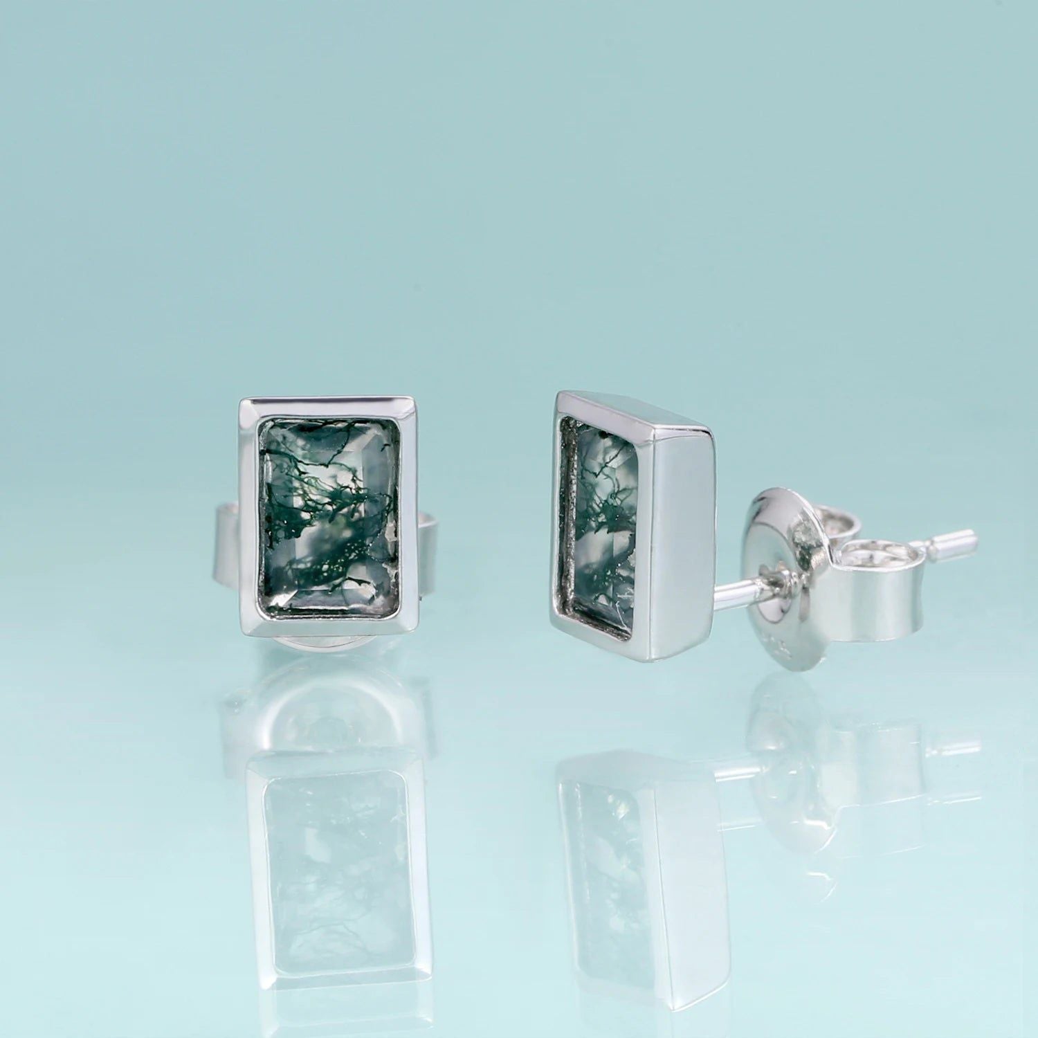 0.53Ct 4x6mm Natural Moss Agate Gemstone Stud Earrings