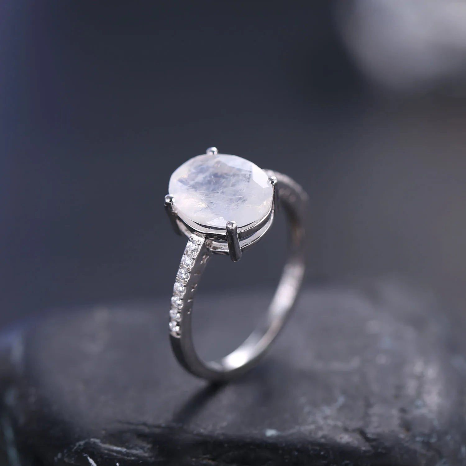 8X10mm Vintage Milky Blue Moonstone Ring in 925 Silver