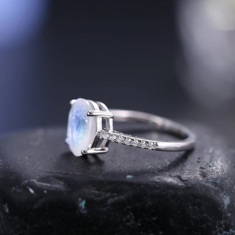 8X10mm Vintage Milky Blue Moonstone Ring in 925 Silver