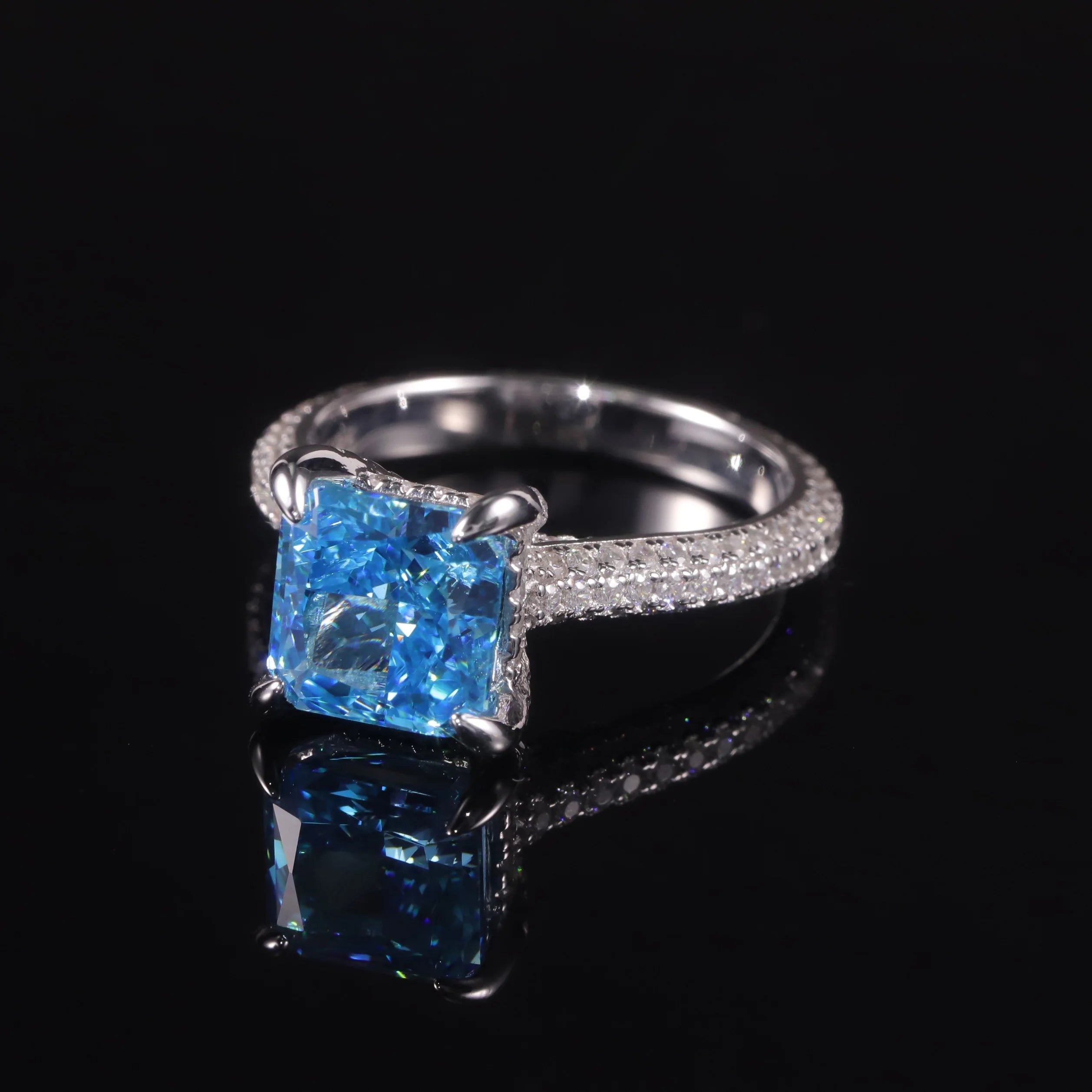 8x8mm Cushion Diamond-fire CZ Aqua Blue Ring 925 Silver