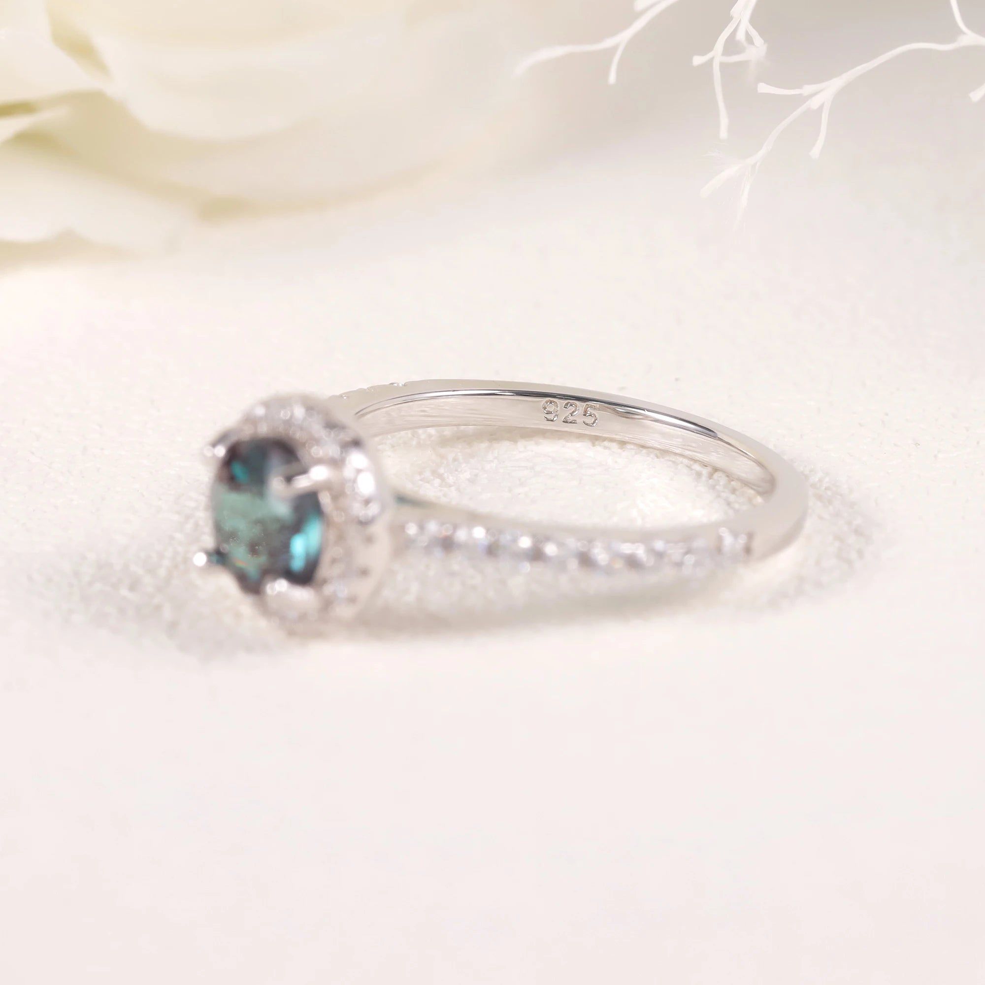 925 Sterling Silver Round Color Changing Lab Alexandrite Halo Ring