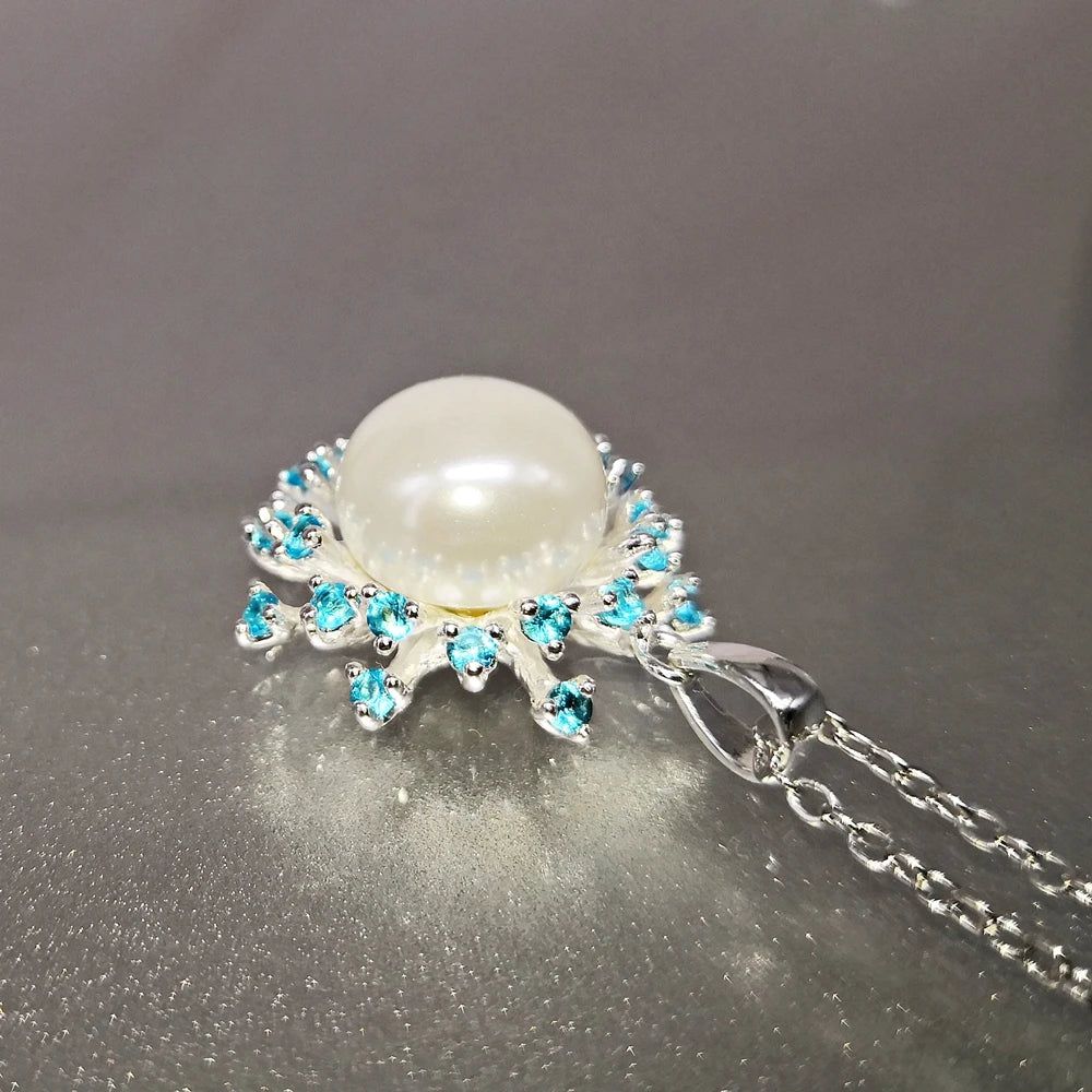 Aquamarine Elegance: Dreamcarnival Silver Plated Sweater Necklace with White Pearl Pendant