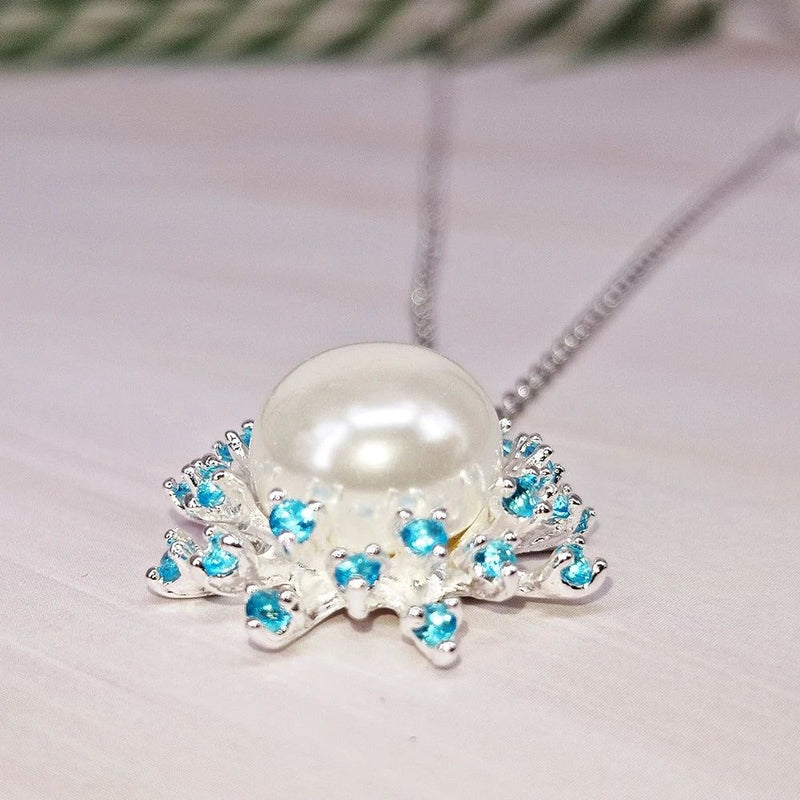 Aquamarine Elegance: Dreamcarnival Silver Plated Sweater Necklace with White Pearl Pendant