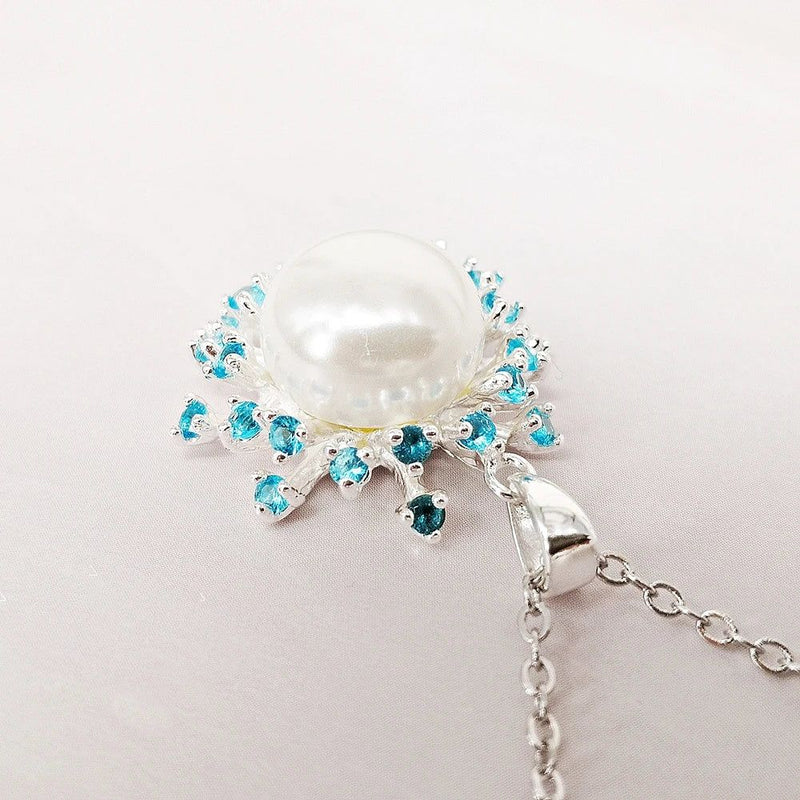 Aquamarine Elegance: Dreamcarnival Silver Plated Sweater Necklace with White Pearl Pendant