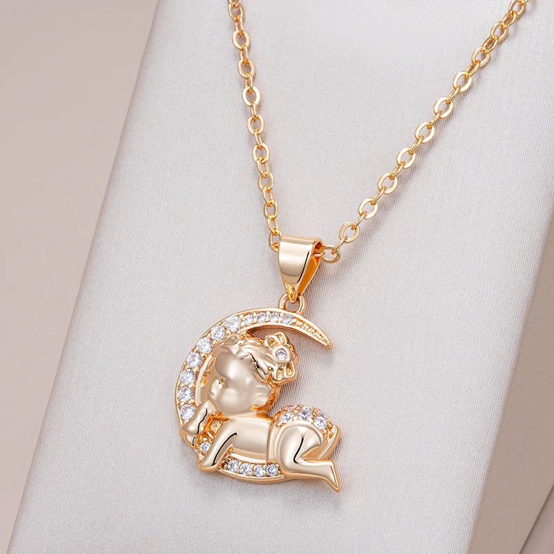 Charming 585 Rose Gold Moon Baby Pendant Necklace with Natural Zircon Crystal for Kids