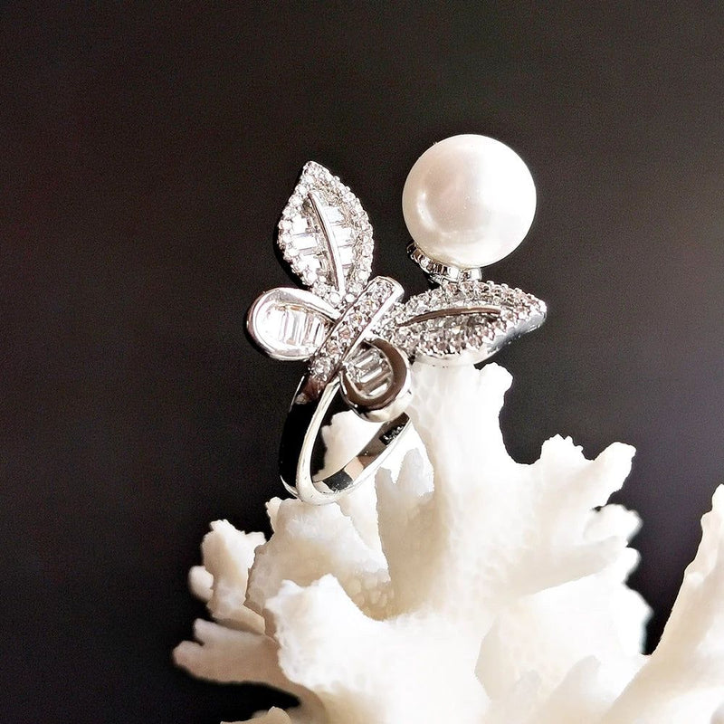 Charming Butterfly Pearl and Zirconia Cocktail Ring