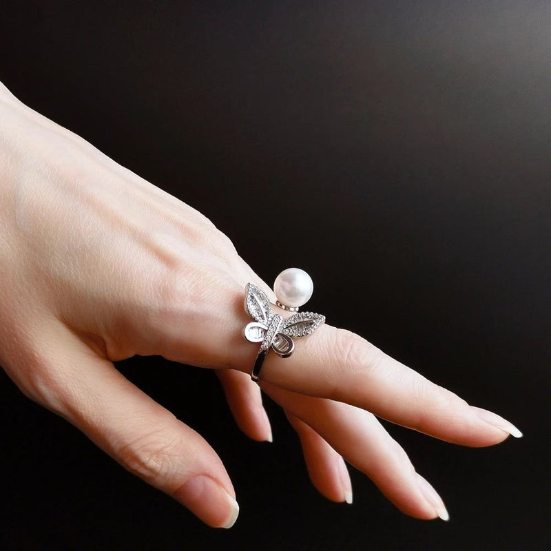 Charming Butterfly Pearl and Zirconia Cocktail Ring