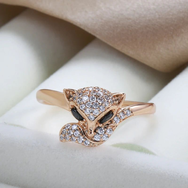 Charming Rose Gold Fox Ring with Black Natural Zircon - Vintage Animal-Inspired Fashion Jewelry