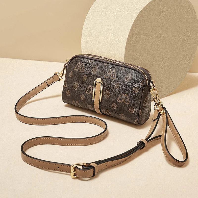 Chic Foxer PVC Clutch Bag for Women - Stylish Crossbody Shoulder Messenger Bag with Geometric Pattern and Smart Storage Solutions