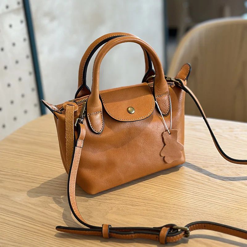 Chic Soft Leather Shoulder Bag for Women - Stylish Solid Color Handbag