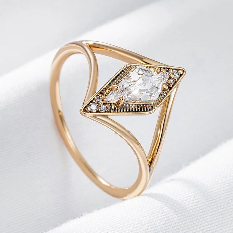 Classic 585 Rose Gold Geometric Cocktail Ring with Natural Zircon