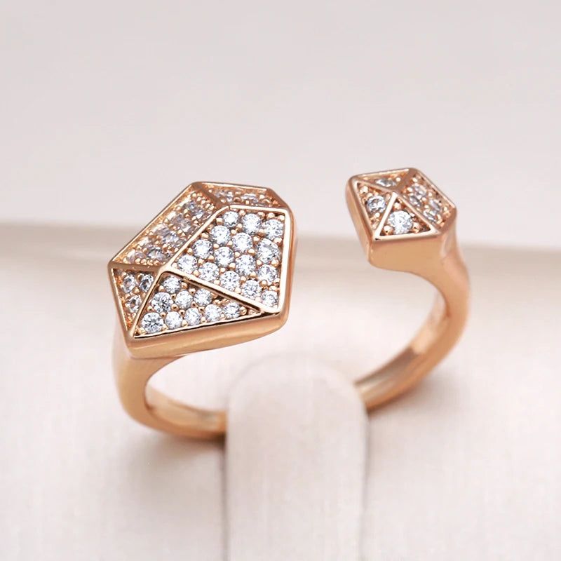 Classic 585 Rose Gold Geometric Cocktail Ring with Natural Zircon - Unique Fashion Accessory