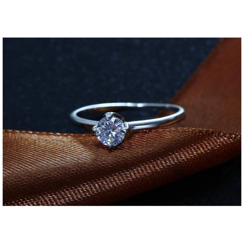 Classic Round CZ Solitaire Cocktail Ring for Timeless Occasions