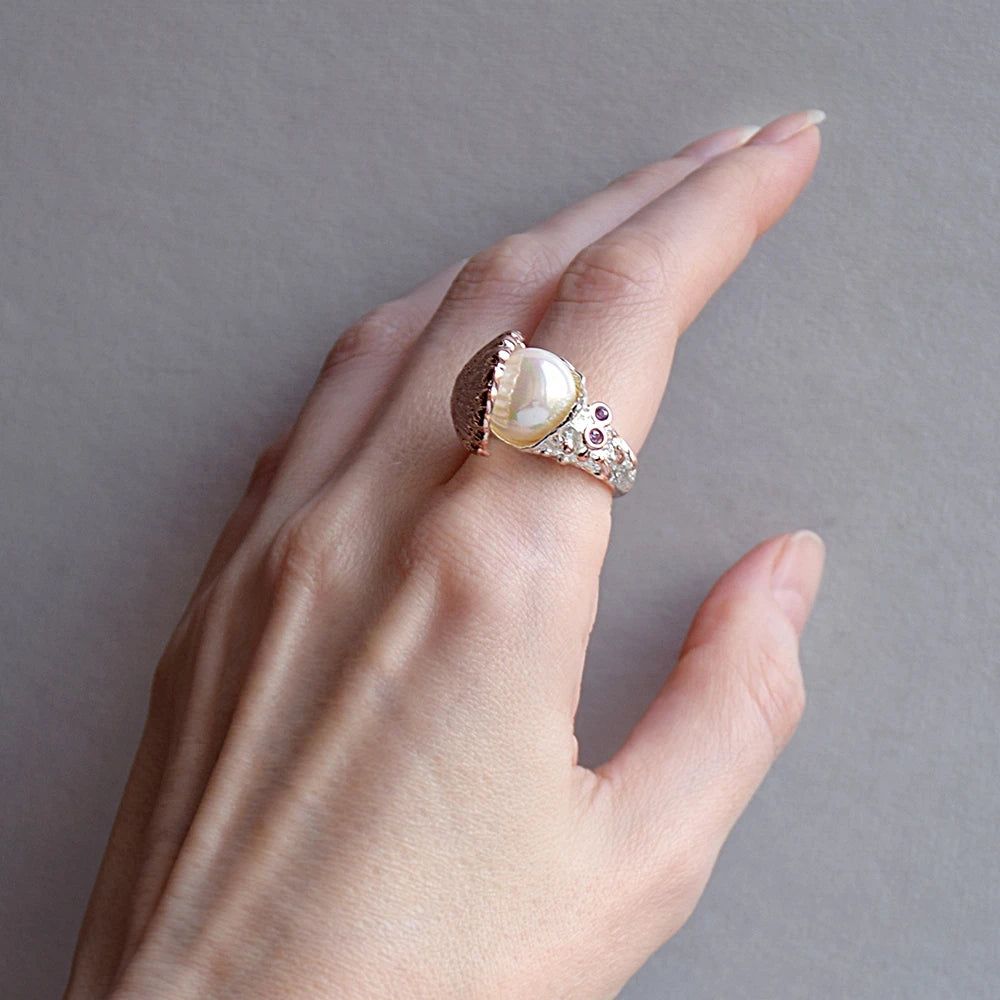 Classic Two-Tone Pearl and Zirconia Cocktail Ring in Shell Design