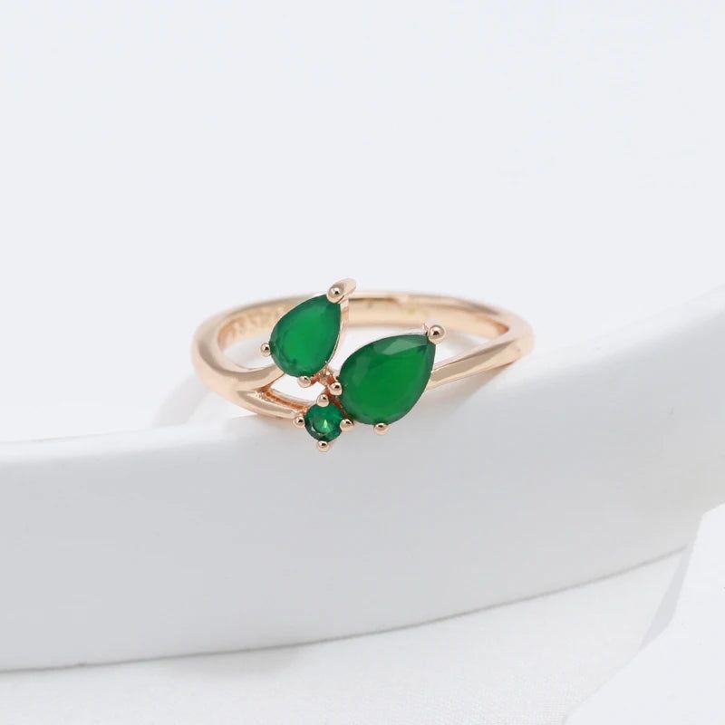 Classic Vintage Leaf Ring in 585 Rose Gold with Green Natural Zircon