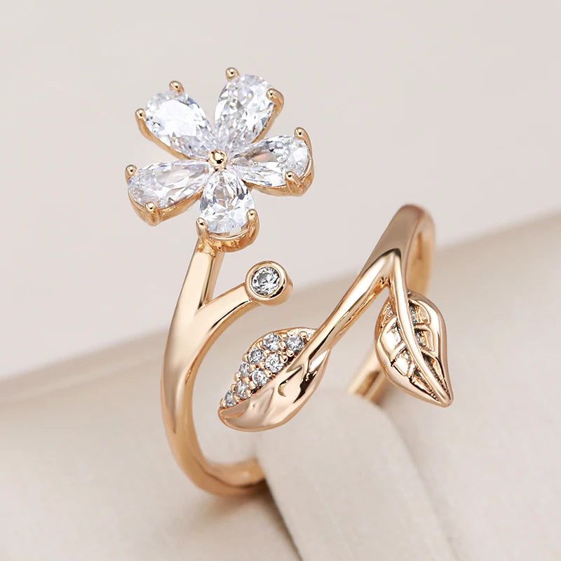 Contemporary Blue Zircon Floral Ring in 585 Rose Gold - High-Quality Bridal Jewelry