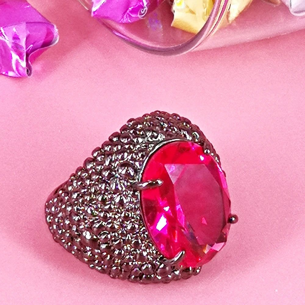 Dazzling Fuchsia Zirconia Cocktail Ring with Bold Black Lizard Design