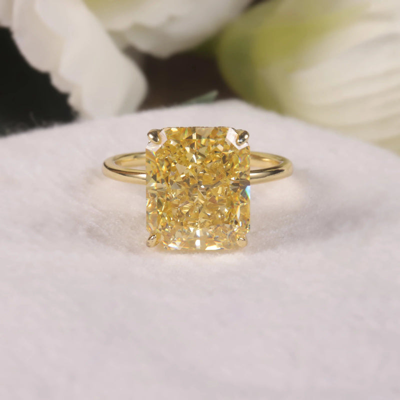 Diamond-Fire CZ Fancy Light Yellow Ring in 925 Silver