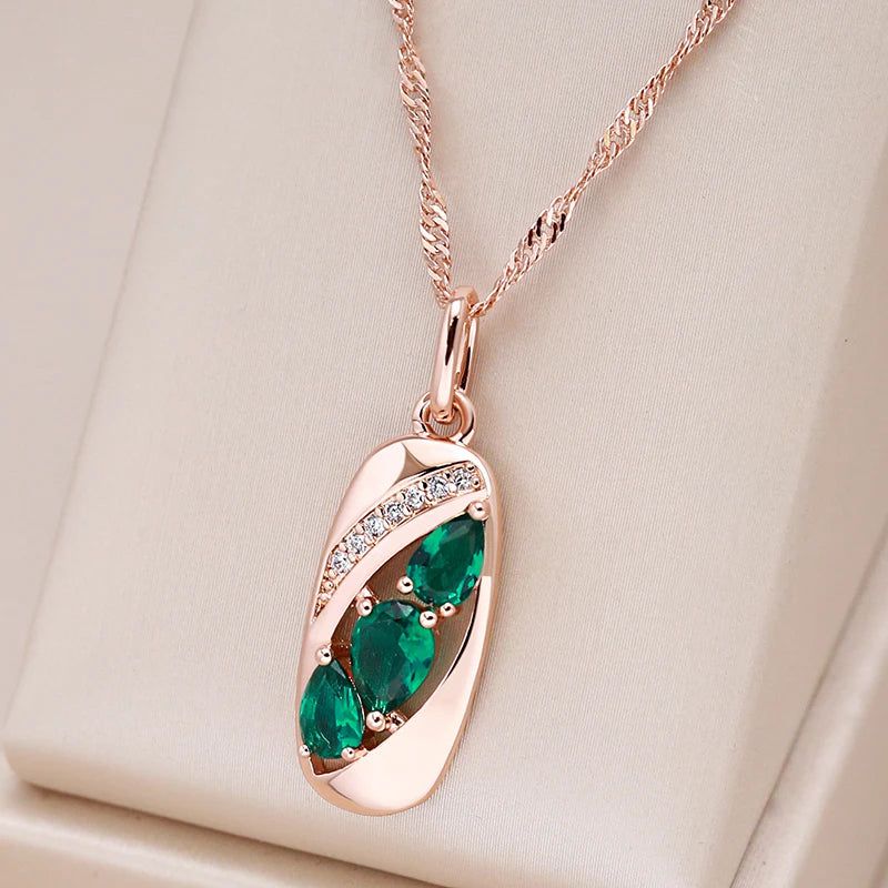 Dignified 585 Rose Gold Pendant Necklace with Unique Green Natural Zircon - Vintage Style Jewelry