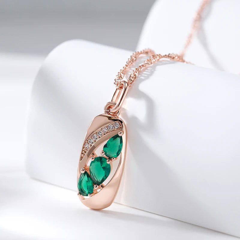 Dignified 585 Rose Gold Pendant Necklace with Unique Green Natural Zircon - Vintage Style Jewelry