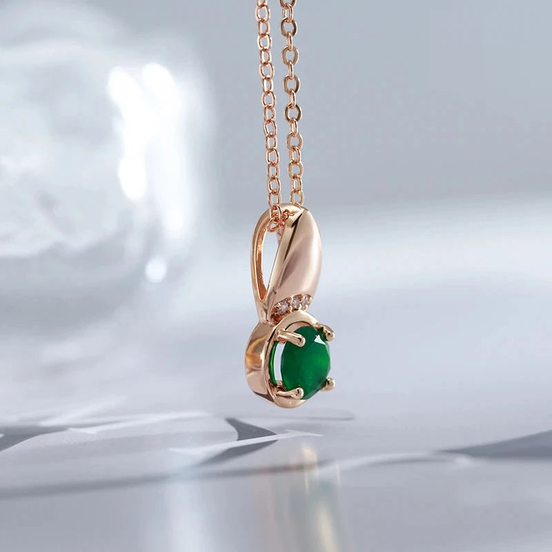 Dignified Round Emerald Pendant Necklace in 585 Rose Gold with Natural Zircon Accents