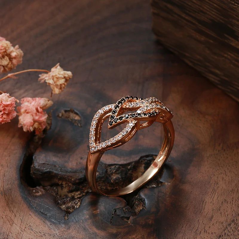 Dignified Vintage 585 Rose Gold Cocktail Ring with Micro-Wax Inlay and Natural Black Zircon