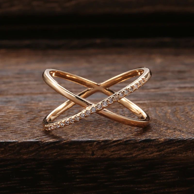 Dignified Vintage 585 Rose Gold Geometric Cross Ring with Natural Zircon Crystal