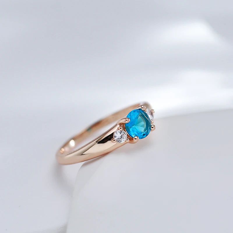 Elaborate Blue Natural Zircon Cocktail Ring in 585 Rose Gold - Luxury Fashion Jewelry