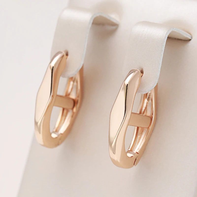 Elaborate Rose Gold Geometric Dangle Earrings - High-Quality Fashion Jewelry