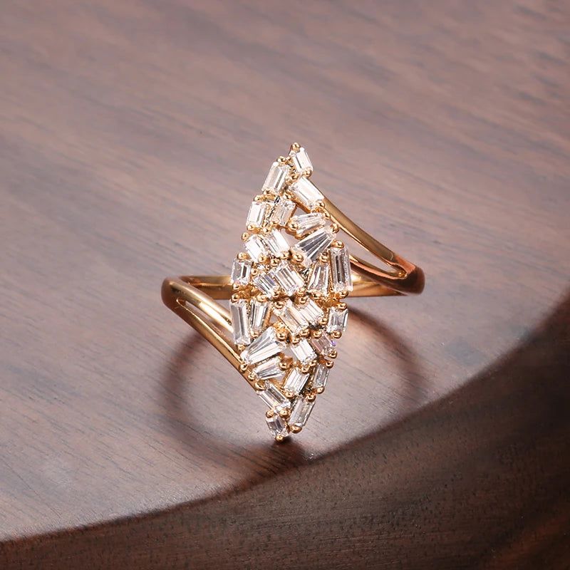 Elegant 585 Rose Gold Cocktail Ring with Hollow Rhombus Design and Natural Zircon