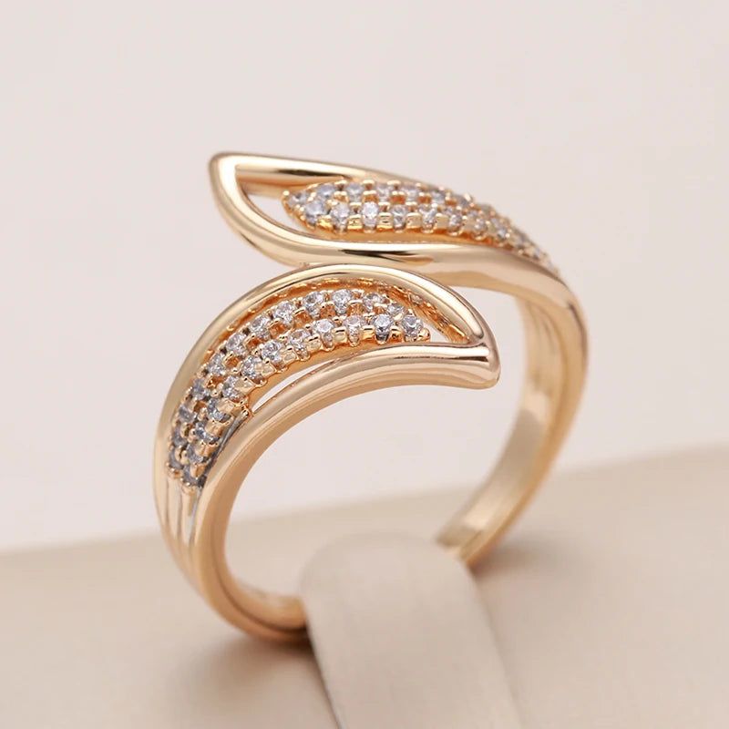 Elegant 585 Rose Gold Cocktail Ring with Micro Wax Inlay and White Natural Zircon