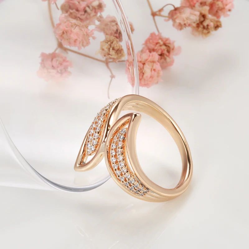 Elegant 585 Rose Gold Cocktail Ring with Micro Wax Inlay and White Natural Zircon