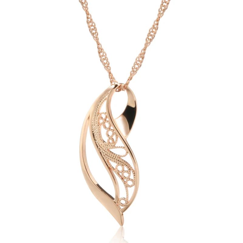 Elegant 585 Rose Gold Glossy Pendant Necklace - Unique Romantic Metal Jewelry