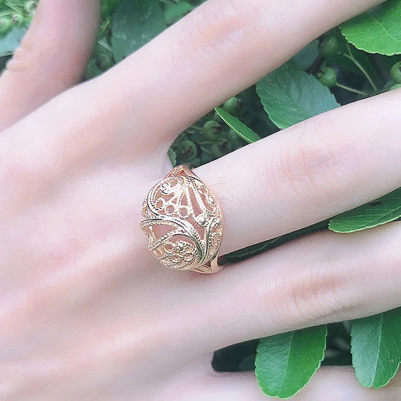 Elegant 585 Rose Gold Hollow Pattern Romantic Cocktail Ring – Unique Jewelry Piece