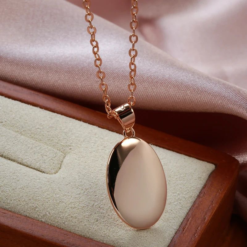 Elegant 585 Rose Gold Oval Pendant Necklace - High-Quality Fashion Jewelry