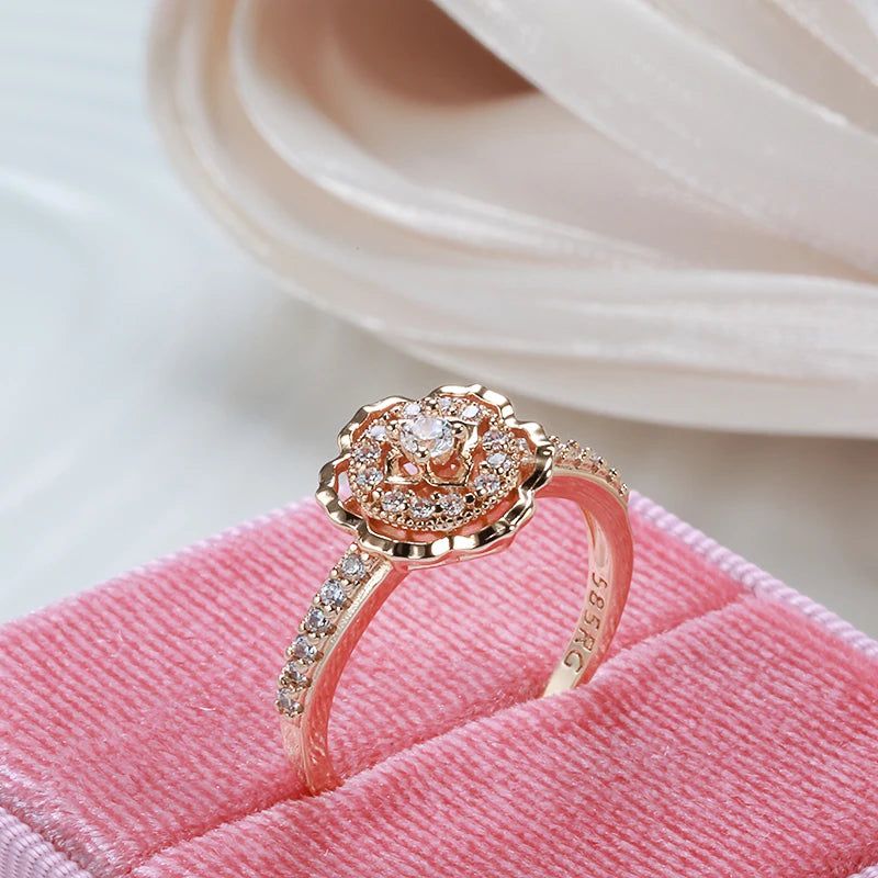 Elegant 585 Rose Gold Vintage Ring with Natural Zircon and Rose Flower Design