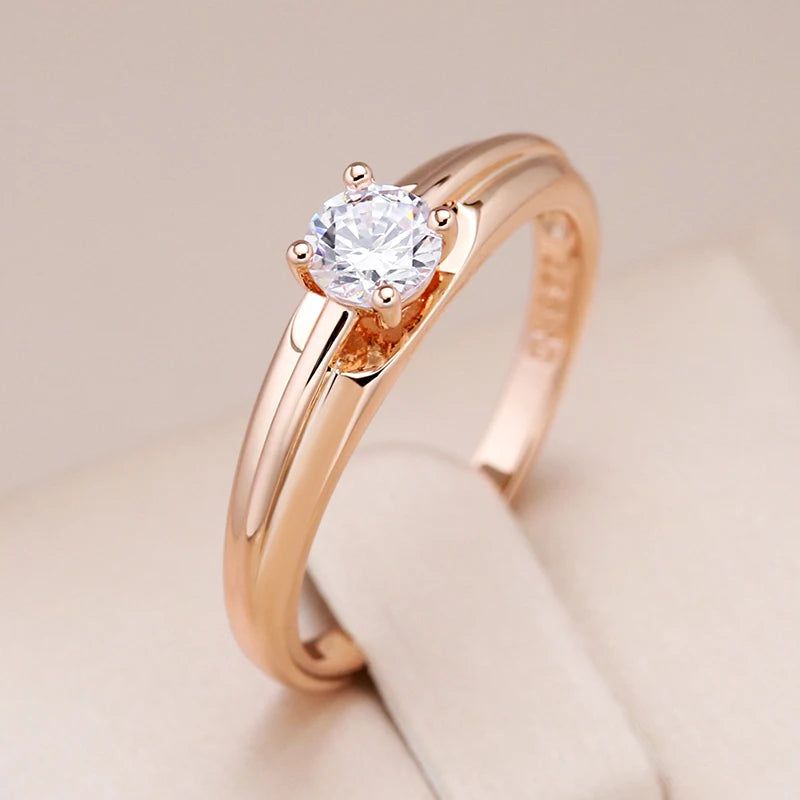 Elegant 585 Rose Gold and White Zircon Simple Cocktail Ring Jewelry