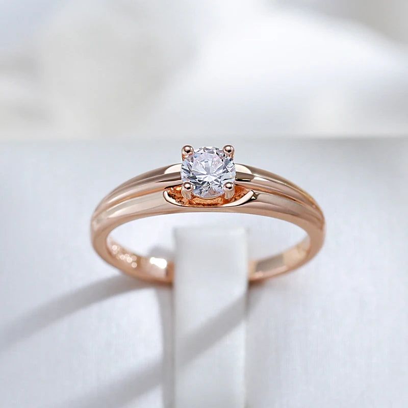 Elegant 585 Rose Gold and White Zircon Simple Cocktail Ring Jewelry