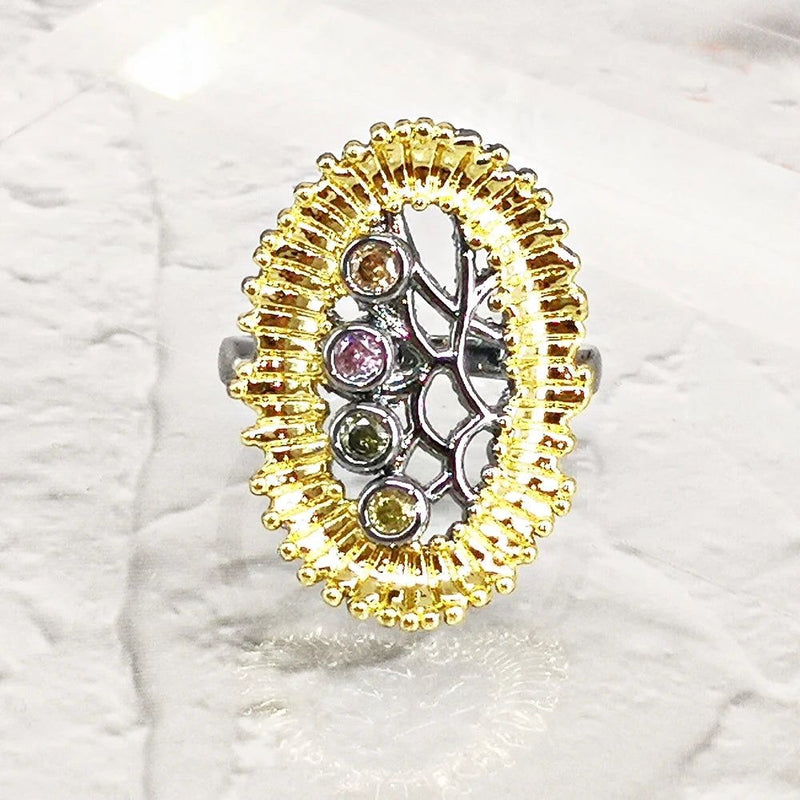 Elegant Baroque Cocktail Ring in Black Gold with Sparkling Zircon for Fashion Jewelry Celebrations