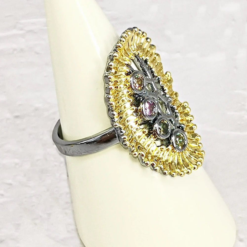 Elegant Baroque Cocktail Ring in Black Gold with Sparkling Zircon for Fashion Jewelry Celebrations