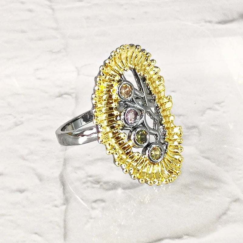 Elegant Baroque Cocktail Ring in Black Gold with Sparkling Zircon for Fashion Jewelry Celebrations