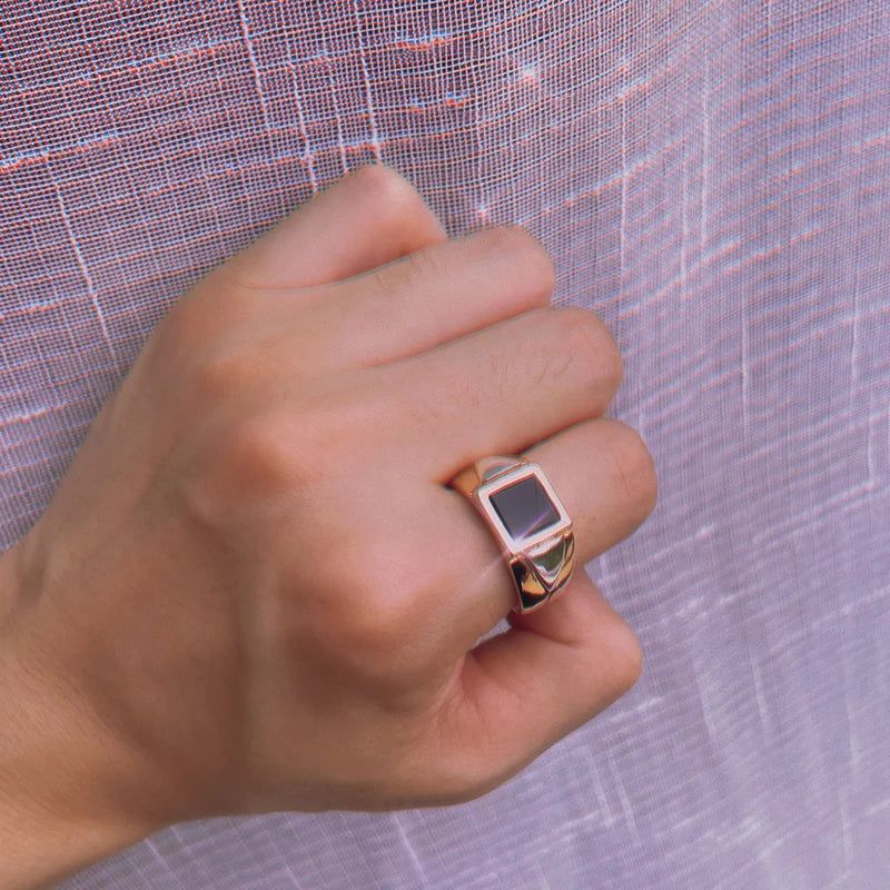 Elegant Black Stone Square Ring for Men in 585 Rose Gold - High-Quality Fashion Jewelry