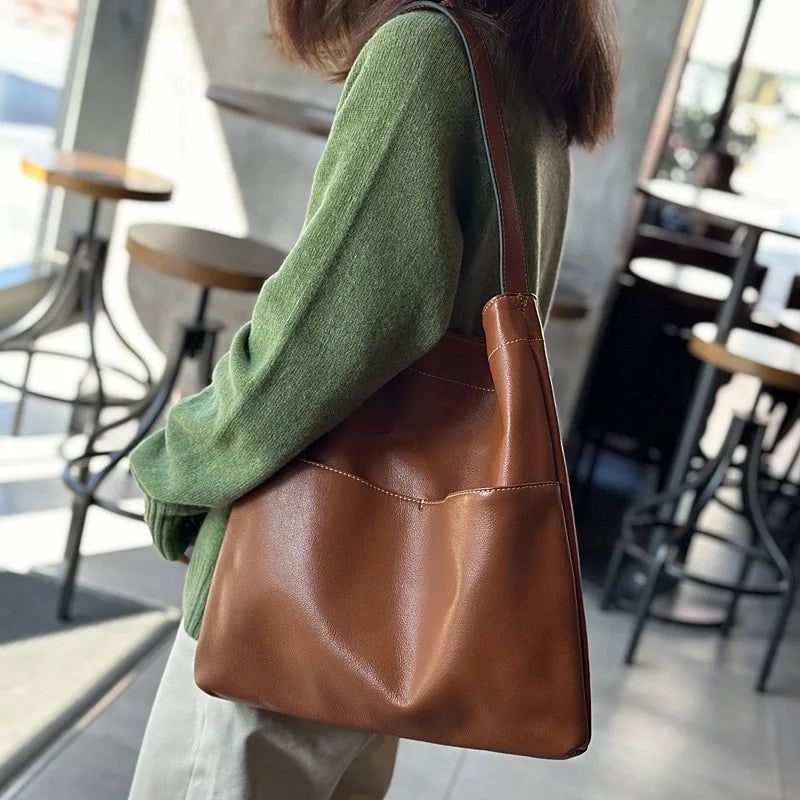 Elegant Cowhide Leather Shoulder Bag for Women - Spacious Casual Tote for Everyday Use