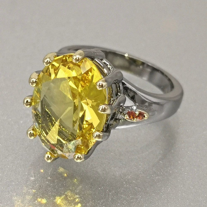 Elegant Golden Zircon Prong Set Solitaire Ring for Chic Engagements