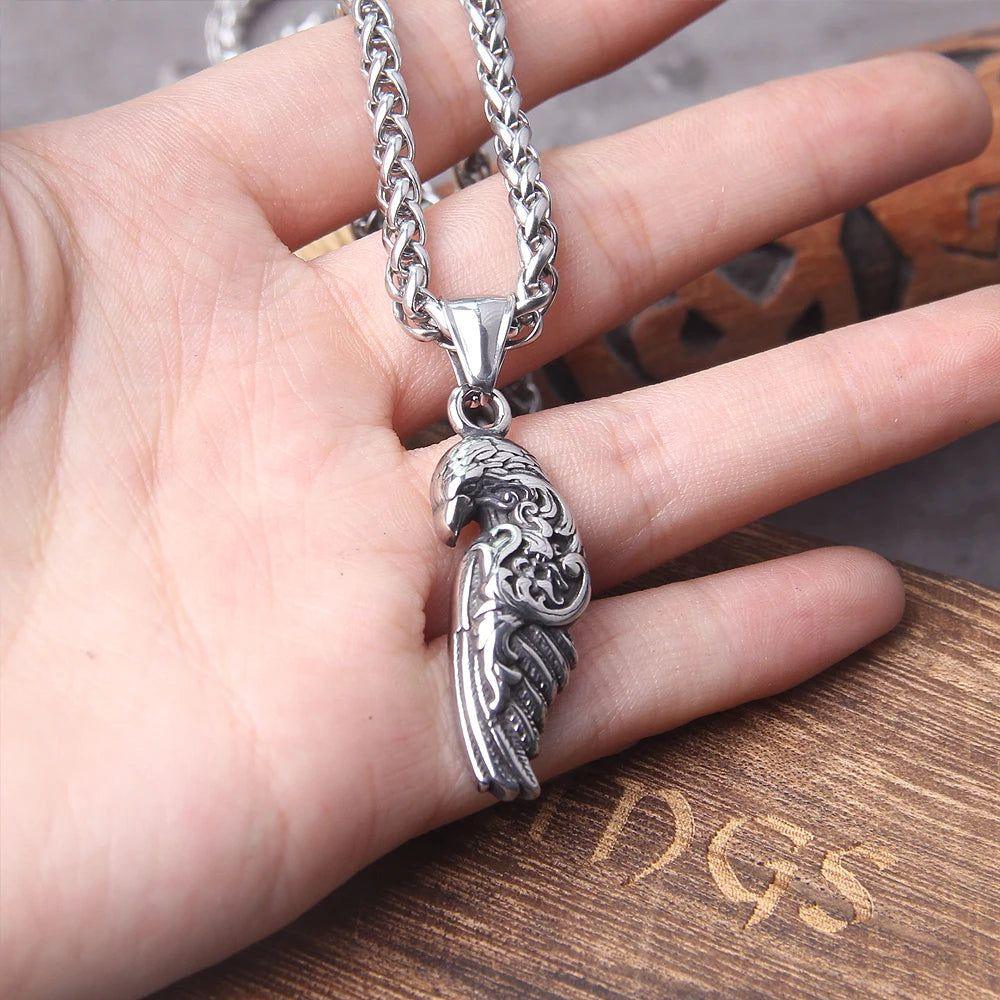 Elegant Unisex Crow Raven Eagle Pendant Necklace in Durable Stainless Steel