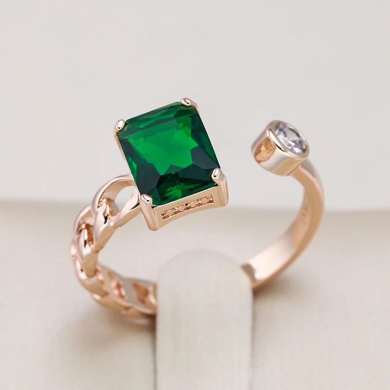 Elegant Vintage-Style Square Green Natural Zircon Ring in 585 Rose Gold Plating