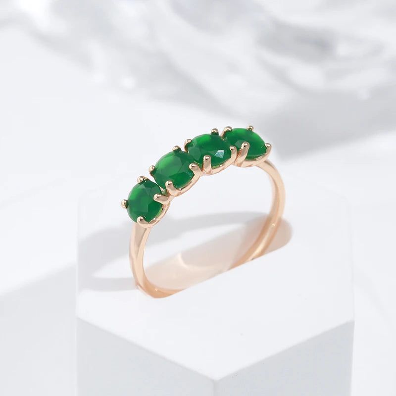 Emerald Round Cut Zircon Cocktail Ring in Luxurious 585 Rose Gold for Valentine's Day