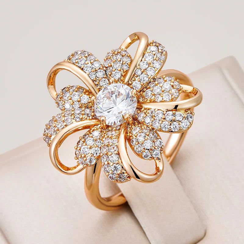 Exquisite 585 Rose Gold Crystal Flower Ring with Natural Zircon - Modern Cocktail Jewelry