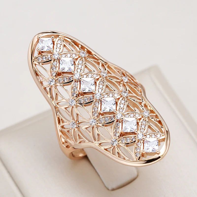 Exquisite 585 Rose Gold Geometric Cocktail Ring with Natural Zircon