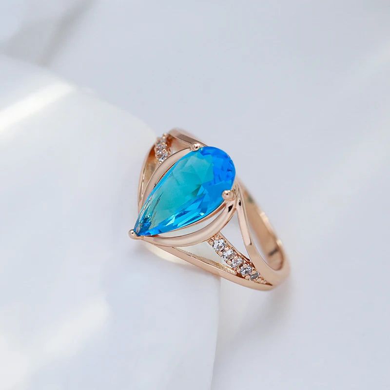 Exquisite Blue Natural Zircon Statement Ring in 585 Rose Gold Water Drop Design